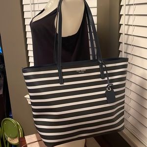Large Kate spade tote